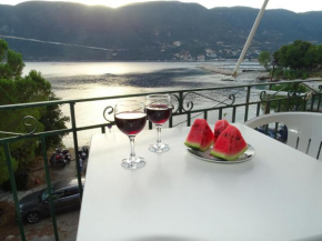 VASILIKI ROYAL STOUDIOS